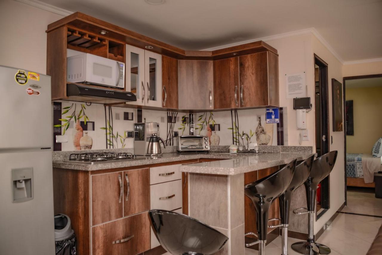 Calle 10 Suites Μεντεγίν Εξωτερικό φωτογραφία