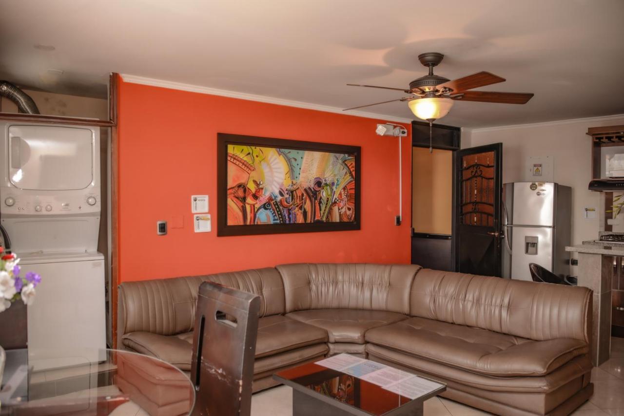 Calle 10 Suites Μεντεγίν Εξωτερικό φωτογραφία